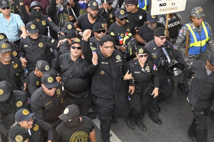 Antigua Orden pide la desarticulación de PC y el retiro del proyecto de libertad de expresión