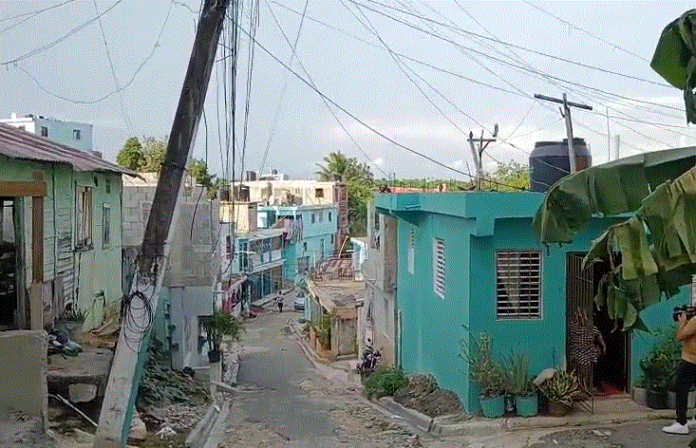 Los moradores piden, además, a la Corporación de Acueducto y Alcantarillado de Santo Domingo acondicionar.