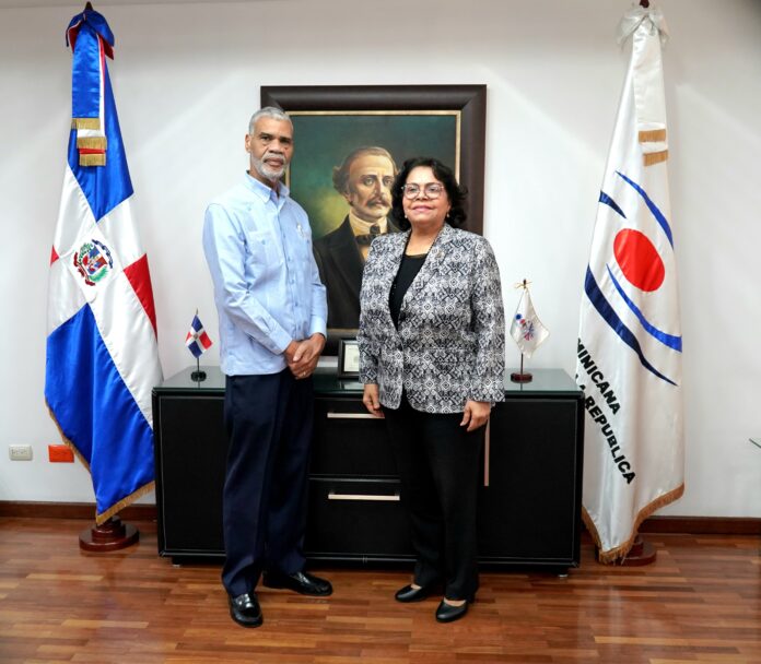 Presidente del Instituto de Contadores valora gestión del nuevo Pleno en visita a la Cámara de Cuentas