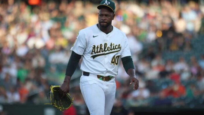 Severino, firmó contrato récord de los Atléticos, pero no quiere lanzar en casa