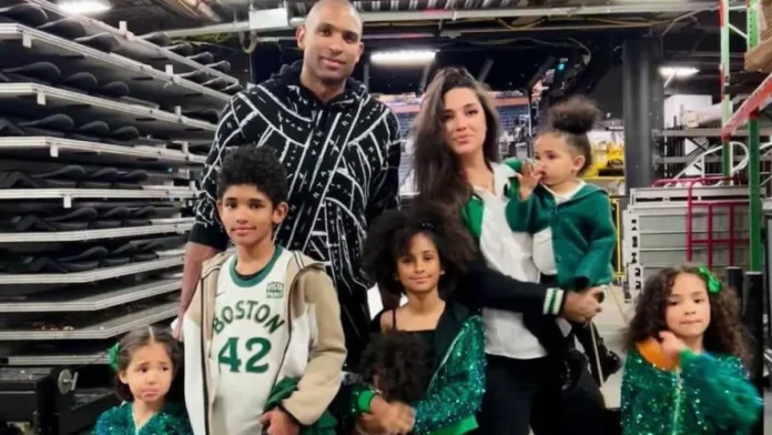 b0b7ecae83d7-amelia-vega-y-su-familia-768x432 Amelia Vega y Al Horford esperan su bebé número 6: "Dios nos bendice una vez más"