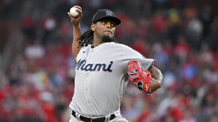 Edward Cabrera, de los Marlins de Miami, trabajó siete entradas y se apuntó la victoria. (FUENTE EXTERNA) Edward Cabrera, de los Marlins de Miami, trabajó siete entradas y se apuntó la victoria. (FUENTE EXTERNA)