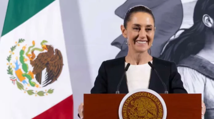 Claudia Sheinbaum celebra que la pobreza en México es la más baja en 40 años