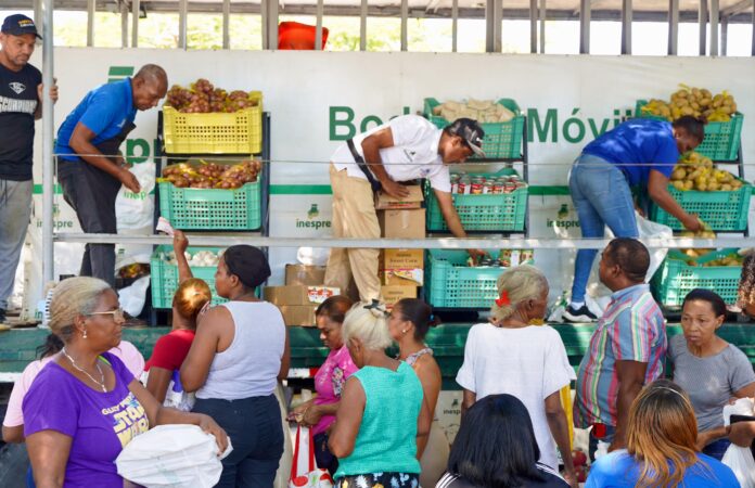 Inespre impacta a cientos de personas de Gran Santo Domingo con su Ruta Alimentaria