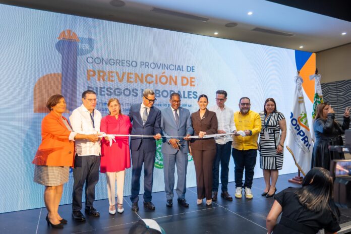 IDOPPRIL y Cámara de Comercio La Vega desarrollan 1er. Congreso provincial sobre Riesgos Laborales