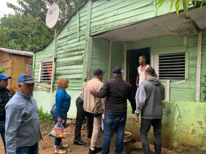 Desarrollo de la Comunidad lleva ayuda a zonas afectadas por Melissa