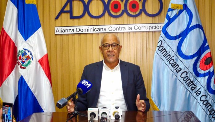 ADOCCO acusa a Carlos Pimentel de faltar a la verdad sobre el proceso de licitación del Intrant ADOCCO acusa a Carlos Pimentel de faltar a la verdad sobre el proceso de licitación del Intrant