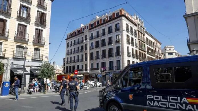 Localizados los cuatro cadáveres de las víctimas del derrumbe de un edificio de Madrid