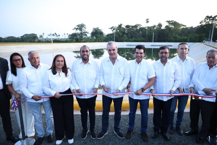Inauguran planta de tratamiento de aguas residuales en el municipio Pimentel, provincia Duarte