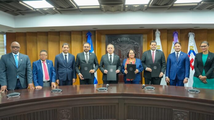 Cámara de Cuentas y Poder Judicial firman acuerdos para fortalecer la transparencia en el país