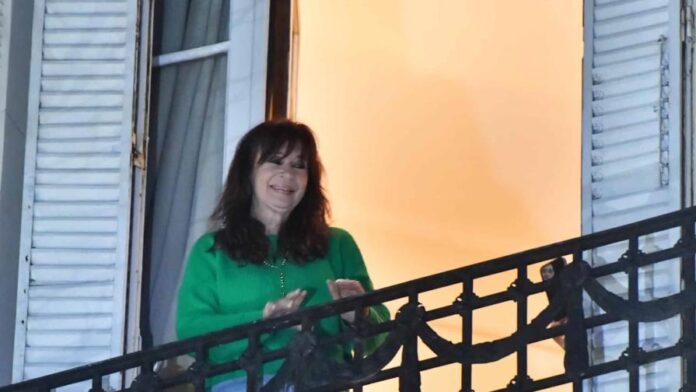 Justicia ordena el decomiso de bienes de la expresidenta de Argentina Cristina Fernández