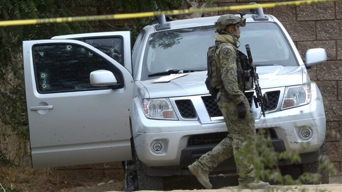 Trece muertos deja enfrentamiento entre agentes y criminales en estado mexicano de Sinaloa