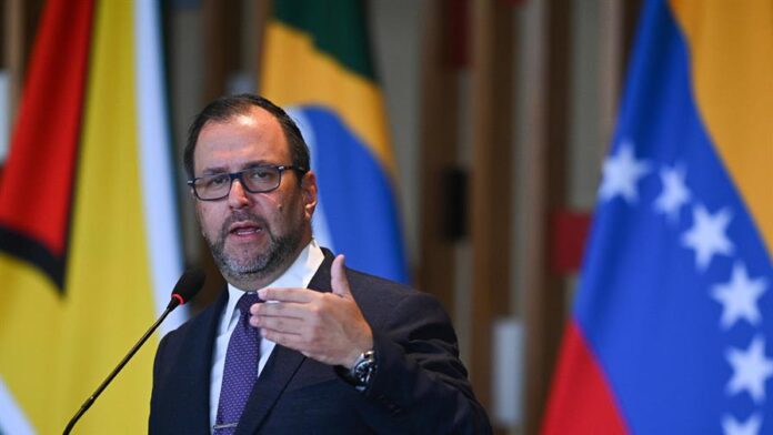 Venezuela agradece a Rusia por su apoyo ante las "acciones belicistas" de EE. UU. Venezuela agradece a Rusia por su apoyo ante las "acciones belicistas" de EE. UU.