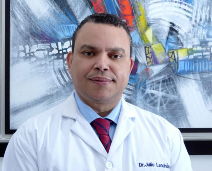 Julio Landrón es designado como director del Servicio Nacional de Salud