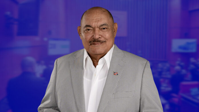 Legisladores envían mensajes de fe a Ramón Alburquerque ante delicado estado de salud