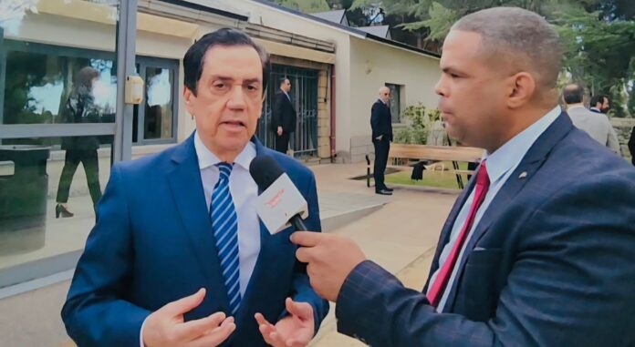 El diplomático destacó que FITUR permite año tras año exhibir la calidad, diversidad y competitividad de la oferta turística dominicana (Foto: Fuente externa)