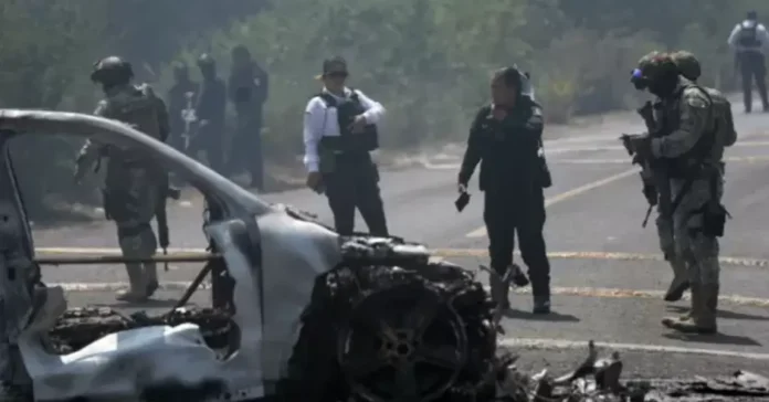 Se fugan 23 reos de una cárcel mexicana durante ataques por muerte de "el Mencho"