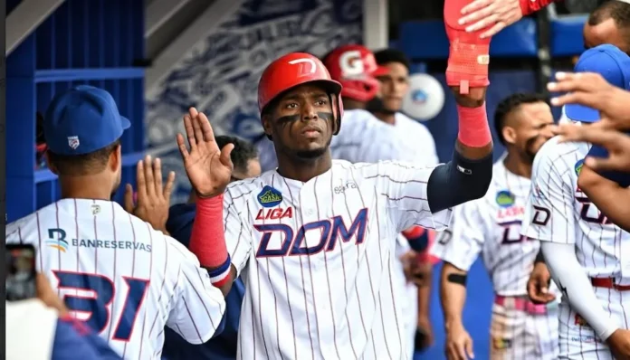 Escogido se coloca 2-0 al vencer a los Cangrejeros de Santurce 5 por 3