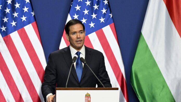 Rubio afirma que Cuba "debe cambiar drásticamente"