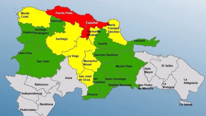 El COE coloca 02 provincias en alerta roja y mantiene 07 en alerta amarilla