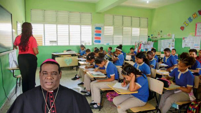 Castro Marte prefiere tiza y pizarra frente a la IA en las aulas