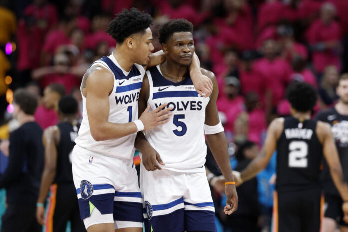 Timberwolves arruinan la noche de récord de Wembanyama con triunfo sobre Spurs en semifinales