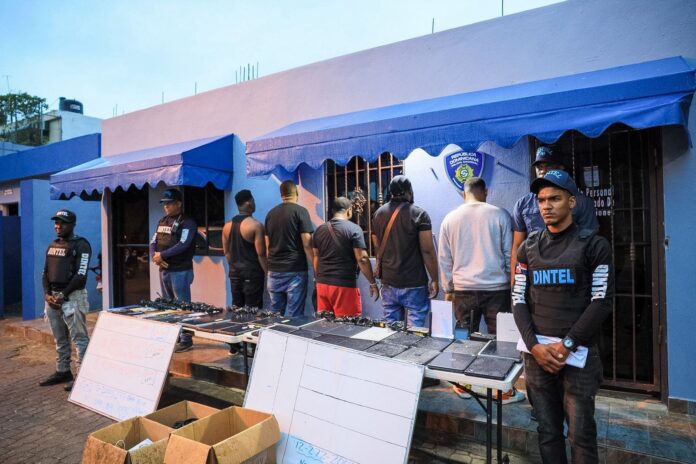 PN apresa 25 personas vinculadas a delitos tecnológicos en SDN