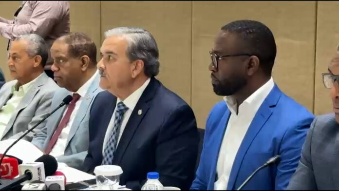 Proyecto de ley de voto electrónico propone auditorías obligatorias y respaldo físico del sufragio