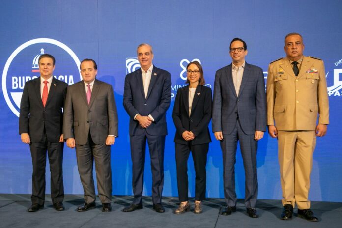 Gobierno digitaliza el permiso de salida de menores y será gratuito hasta el 28 junio