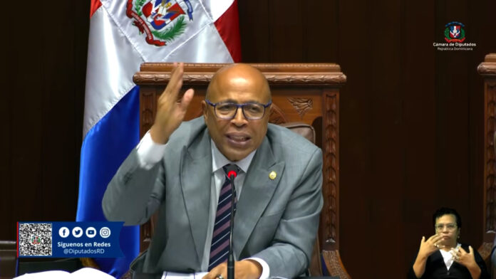 Pacheco asegura que la cesantía no forma parte de los aspectos que se volverán a analizar en la comisión de Trabajo Pacheco asegura que la cesantía no forma parte de los aspectos que se volverán a analizar en la comisión de Trabajo