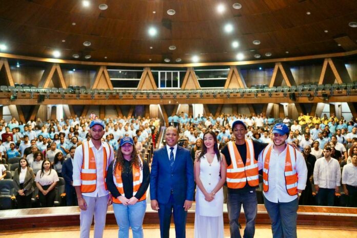 “Guardianes del Tránsito”: la iniciativa de Milton Morrison que lleva la educación vial a las aulas
