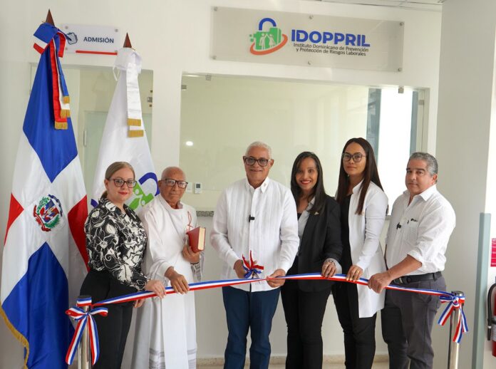 Idoppril inaugura nuevo módulo en Azua y destaca beneficios para trabajadores