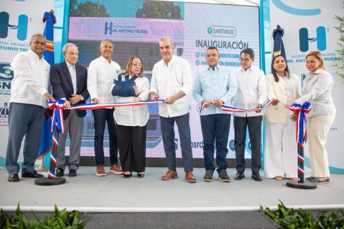 Gobierno ha remozado 113 de los 200 centros de atención de segundo y tercer nivel en el territorio nacional; infraestructura entregada este viernes, que pasa del deterioro a la modernidad, cuenta con nuevos y modernos equipos médicos que permitirán humanizar y dignificar los servicios Gobierno ha remozado 113 de los 200 centros de atención de segundo y tercer nivel en el territorio nacional; infraestructura entregada este viernes, que pasa del deterioro a la modernidad, cuenta con nuevos y modernos equipos médicos que permitirán humanizar y dignificar los servicios