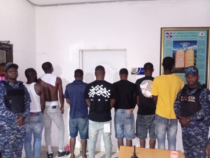 PN arresta prófugos de la justicia en SDN