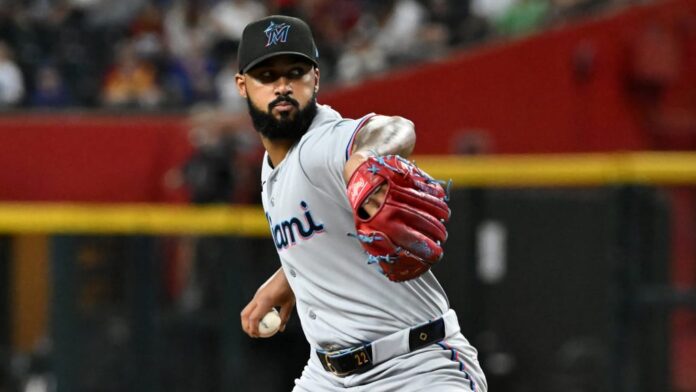 Sandy Alcántara logra su octavo triunfo del año y hace historia con los Marlins