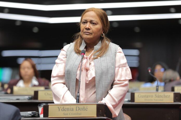 Ydenia Doñé será la vocera del bloque de diputados del PLD a partir del 16 de agosto