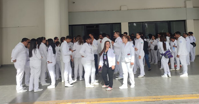 CMD cumple paro de labores por 24 horas