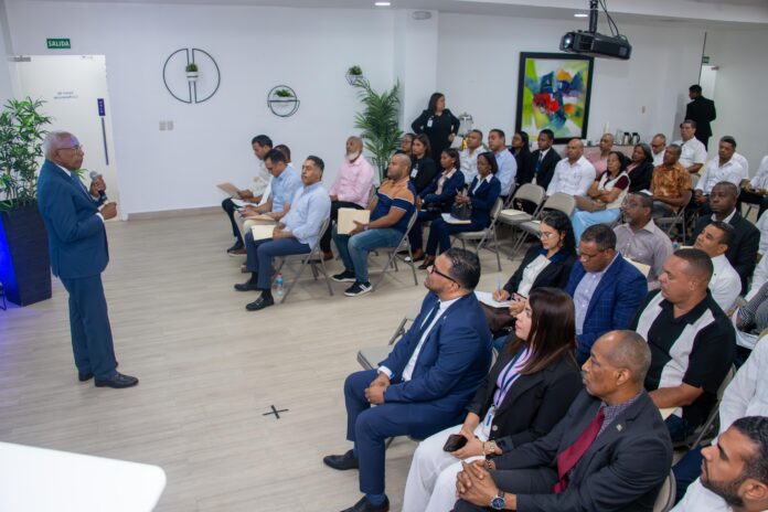 Digecog trabaja en implementación sistema contable de los ayuntamientos