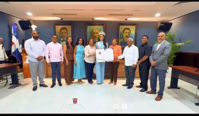 Melissa Núñez regresa a La Vega como Miss República Dominicana Universo 2026 y recibe el respaldo unánime de las autoridades locales Melissa Núñez regresa a La Vega como Miss República Dominicana Universo 2026 y recibe el respaldo unánime de las autoridades locales
