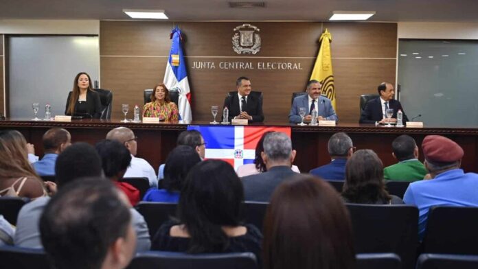 A partir de este viernes, la JCE permitirá renovar la cédula sin importar la fecha de nacimiento.