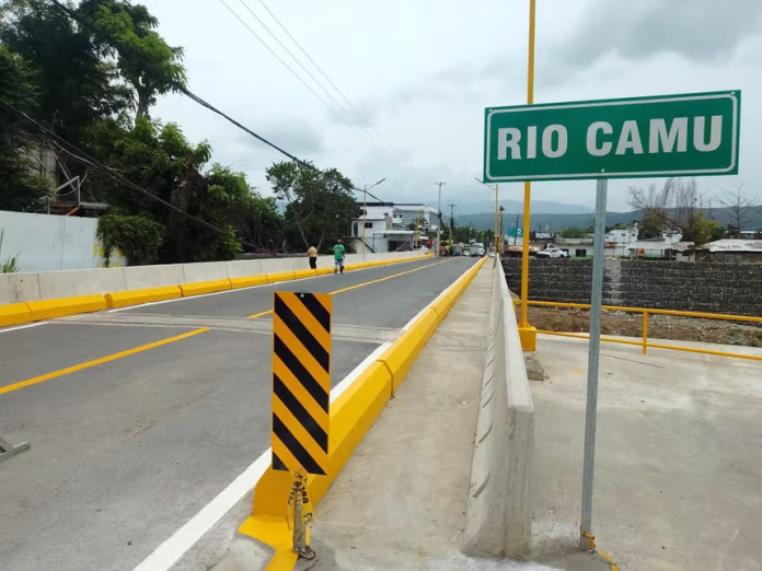 Reabren el puente Antonio Guzmán en La Vega tras concluir trabajos de reconstrucción