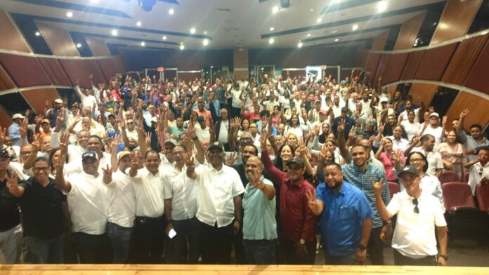 Proyecto presidencial Wellington Arnaud 2028 capacita equipo de la Línea Noroeste para fortalecer trabajo territorial