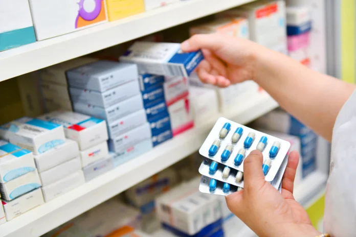 Legisladores respaldan propuesta que busca que fondos para medicamentos sean acumulativos Legisladores respaldan propuesta que busca que fondos para medicamentos sean acumulativos